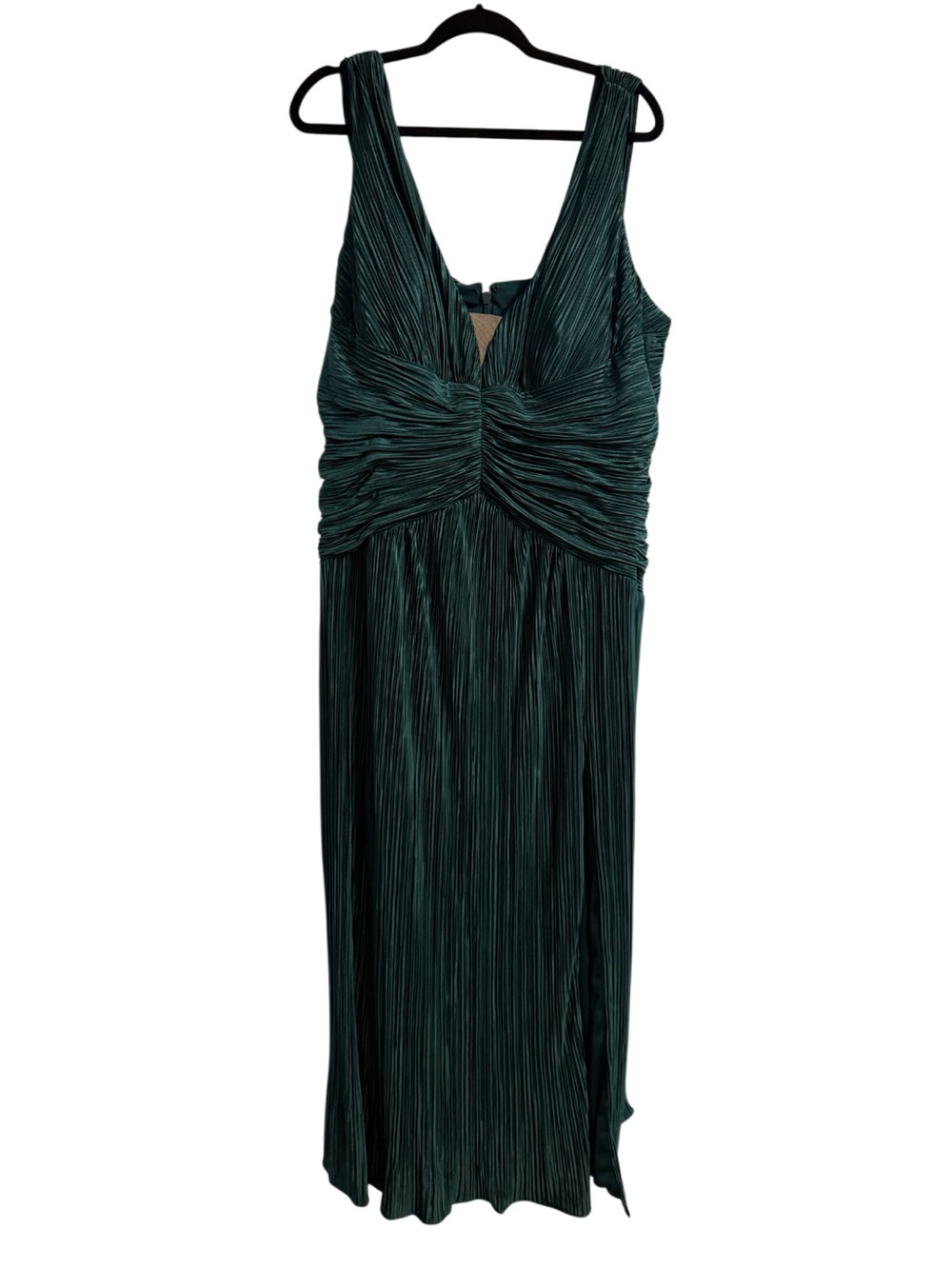 Azazie Quellia Emerald Green V-Neck Pleated Maxi Dress w Slit Homecoming Dress - Picture 2 of 7